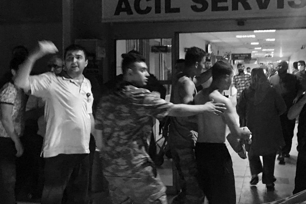 Manisa'da zehirlenen askerlerle ilgili su iddiası için açıklama!