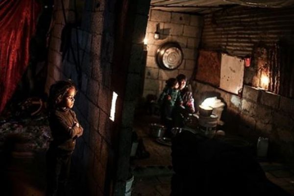 İsrail Gazze'ye elektrik verilmesini kısıtlayacak