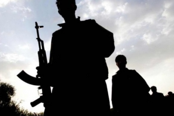 Biri füze taşıyan iki PKK'lı öldürüldü