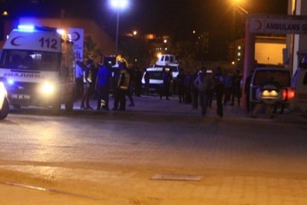 Askeri araca roketatarlı saldırı: Şehit ve yaralılar var