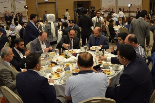 İbrahim Kalın'dan Arap gazetecilere: Bu kampanyaya dikkat!