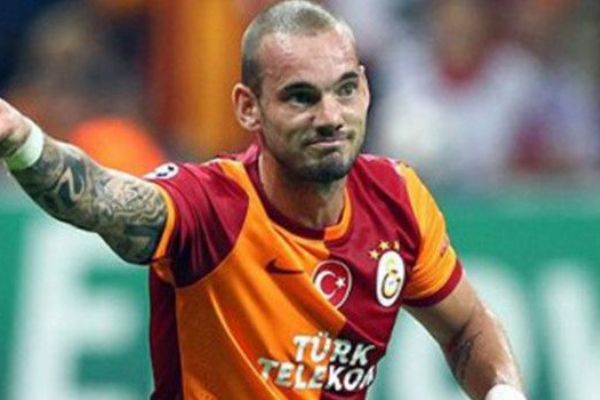 Galasaray Sneijder'in biletini kesti