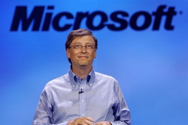 Dünyanın en zengin adamı olma unvanını kaybetmek üzere