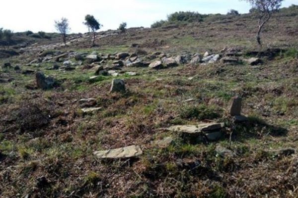 Çalışmalar sırasında gerçek şehit mezarları gün yüzüne çıktı