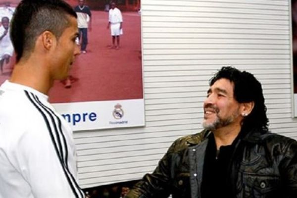 Maradona: Ronaldo tam bir canavar