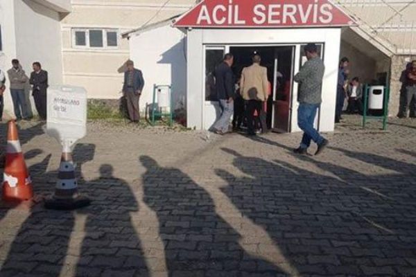 Babasını bıçaklayarak öldürdü