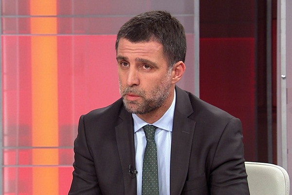 Hakan Şükür'e verilen unvan geri alındı