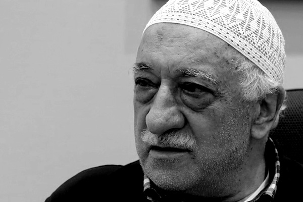 Gülen darbenin talimatını böyle vermiş: O adamı taşlayıp, indirmeden...