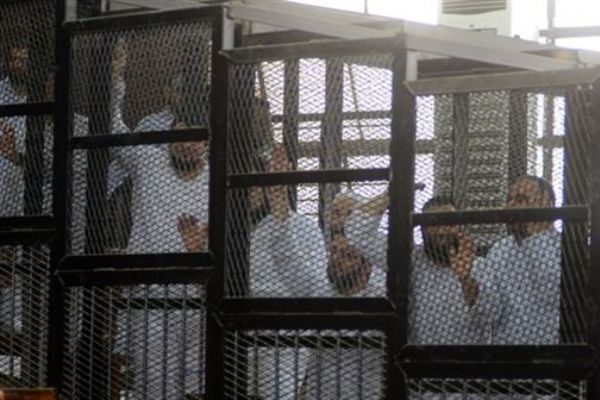 Mısır'da 6 öğrenciye idam cezası verildi