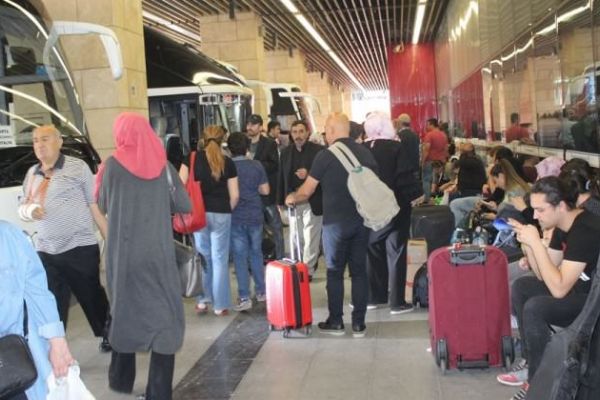 Otogarlarda bayram yoğunluğu başladı