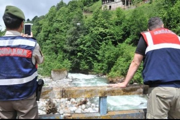 Rize'de dereye düşen Nehir bulunamadı