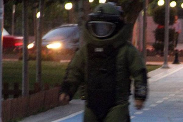 İftar çadırı yakınındaki şüpheli paket paniğe neden oldu