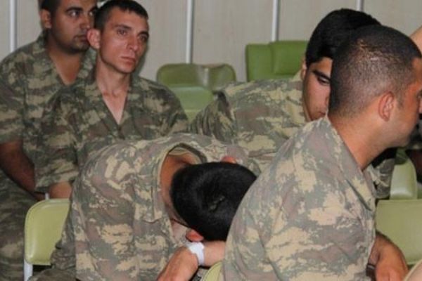 Manisa 1. Er Eğitim Tugayı'nda 6 rütbeli asker gözaltına alındı