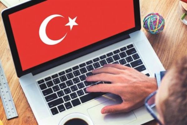 Yerli olmayan yazılımcari açığı arttırıyor