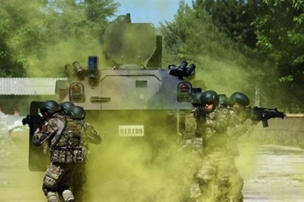 Mehmetçik tatbikatlarla dosta güven düşmana korku saldı