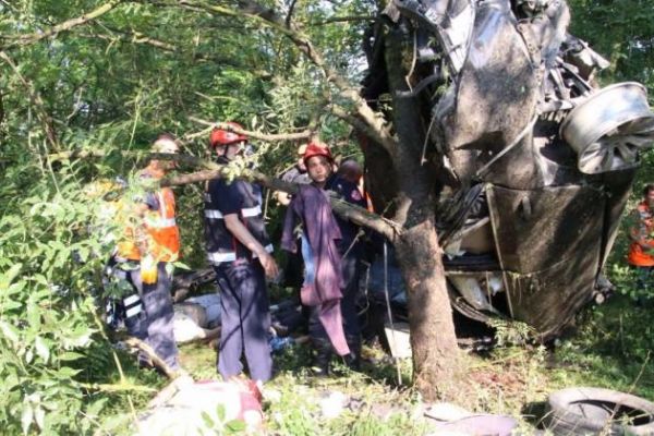 Düzce'de katliam gibi kaza: 3 ölü!