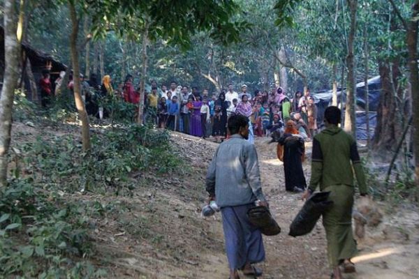 Mynamar'da Müslümanlar katlediliyor!