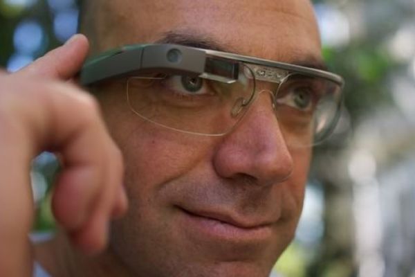 Akıllı gözlük öldü derken geri döndü