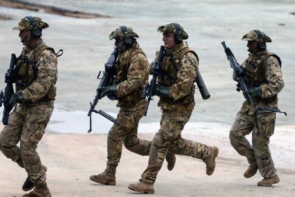 SAT'lardan Azeri askerlere özel eğitim!