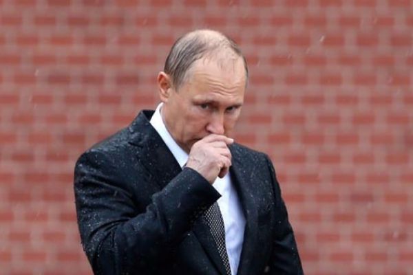 Putin sırılsıklam oldu!