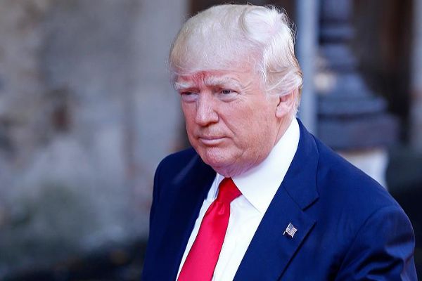 'Comey ile görüşmelerimin kaydı olup olmadığına dair bilgim yok'