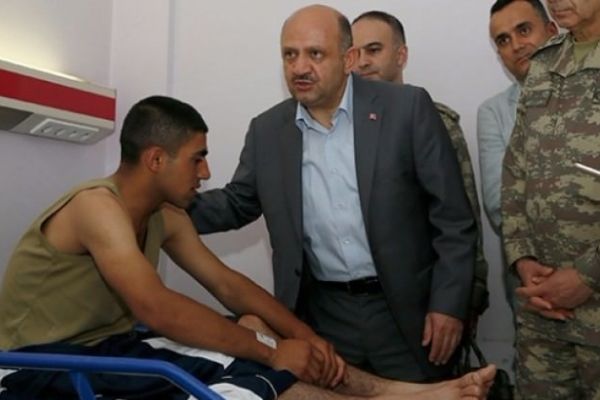 Kışladaki zehirlenmelerle ilgili önemli açıklama!