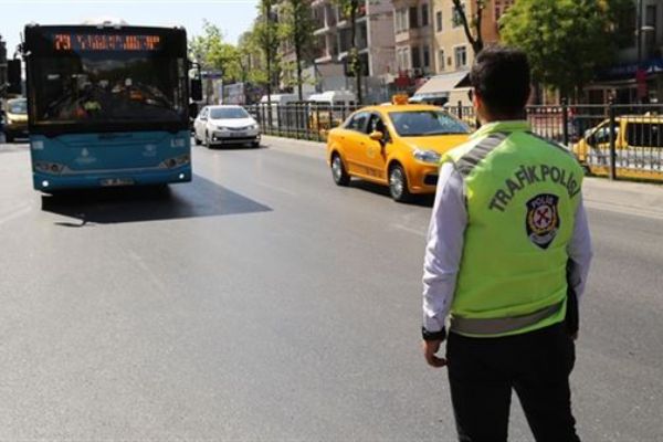 4 bin 159 noktada trafik denetimi başladı