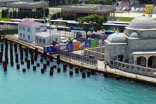 Proje durdurulmuştu! Üsküdar'daki Şemsi Paşa Cami önündeki kazıklar da kesilecek!