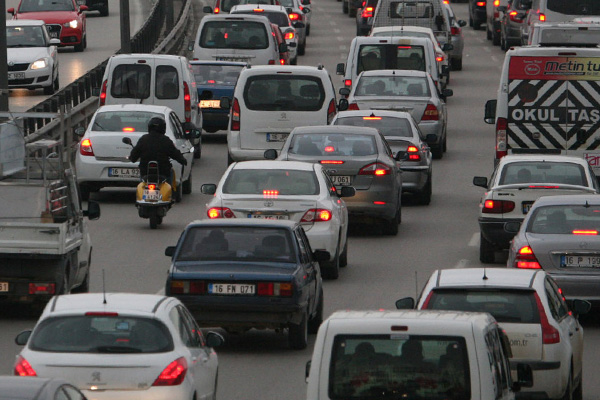Gidiyorlar! İstanbul'dan kaçış başladı!