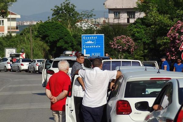 Çanakkale iskelelerinde yoğunluk