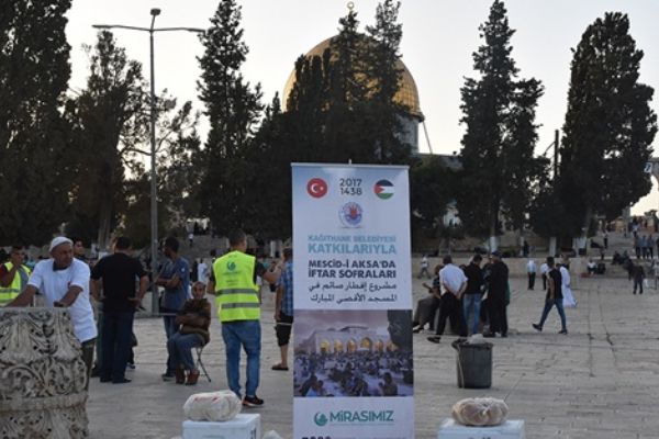 Kağıthane'den Kudüs'e Kardeşlik Sofrası kuruldu