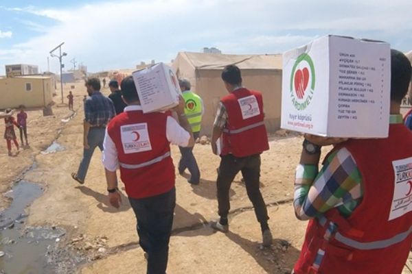 Yardımeli Suriye İdlib'te 6bin aileye ramazan kumanyası ulaştırdı