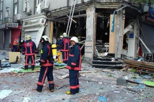 İstanbul Bakırköy'de doğalgaz patlaması!