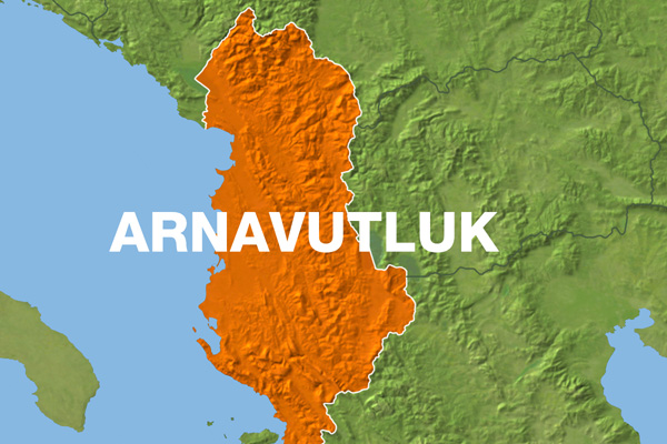 Arnavutluk'ta erken genel seçime gidiyor