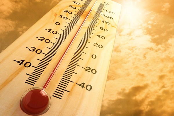 Antalya'da sıcaklık 38 dereceye ulaştı