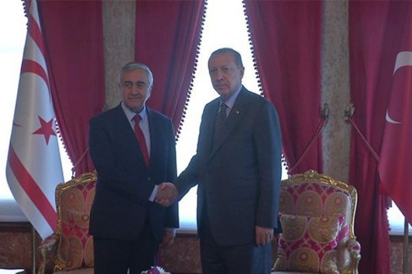 Cumhurbaşkanı Erdoğan KKTC Cumhurbaşkanı Akıncı ile görüştü