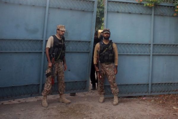 Pakistan'da milislere karşı askeri operasyon