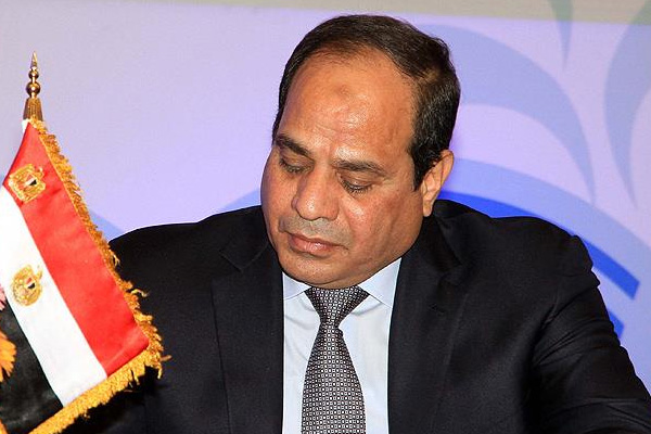 Sisi'den 'Tiran ve Sanafir adaları'na onay