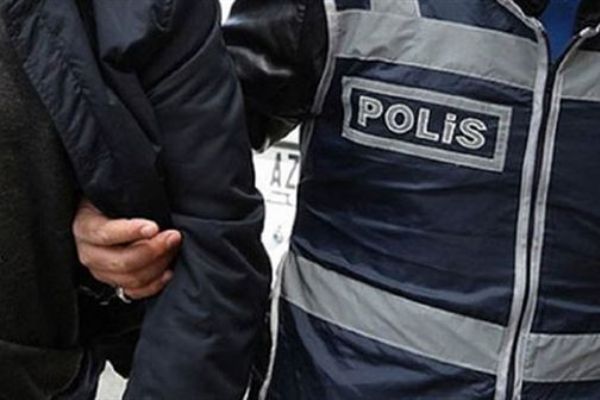 Bolu'daki FETÖ operasyonunda 3 asker tutuklandı