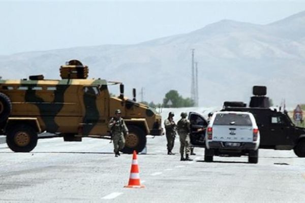 Van'da kız çocuğunu dağa götürmeye çalışan 3 şüpheli tutuklandı