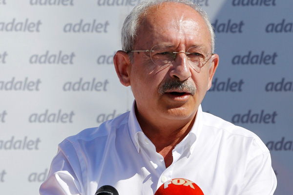 Kılıçdaroğlu o soruyu cevapladı: Gerçekten yürüyor mu? Yoksa otobüse mi biniyor?