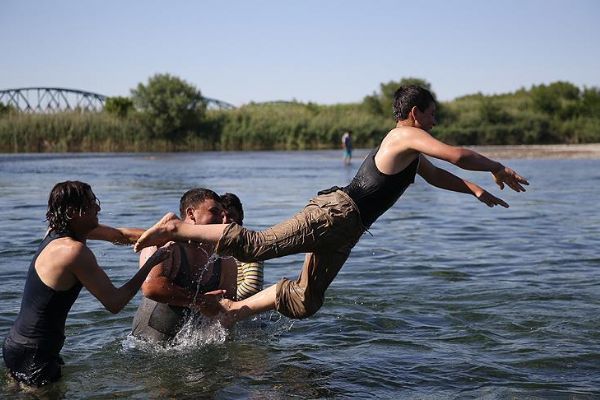 'Özgür sularda' serinlik