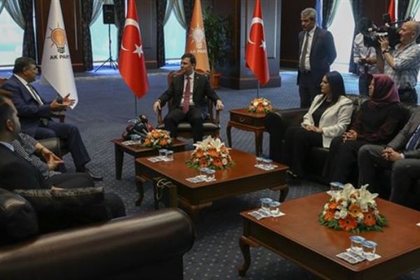 Partiler arası bayramlaşma yoğunluğu başladı