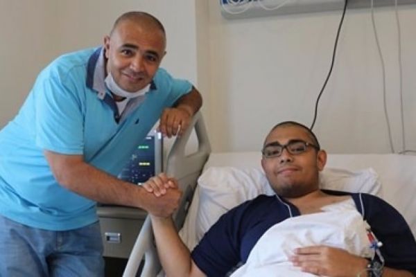 Denizli'de oğluna böbreğini bağışlamak için 18 kilo verdi