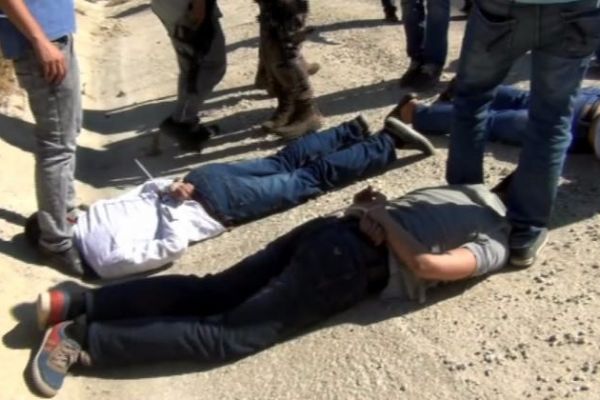 Bakan Soylu açıkladı! Canlı bombanın üzerine atladılar