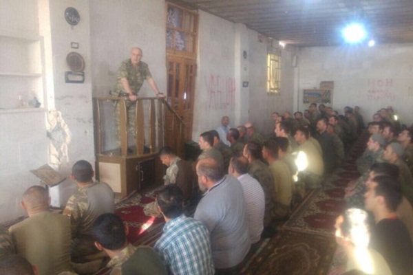 Zekai Paşa, El Bab'ta minbere çıktı