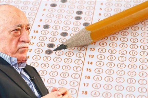 FETÖ KPSS sorularını projeksiyonla izlettirmiş