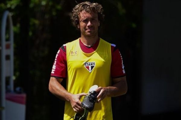 Lugano'dan Maicon yorumu