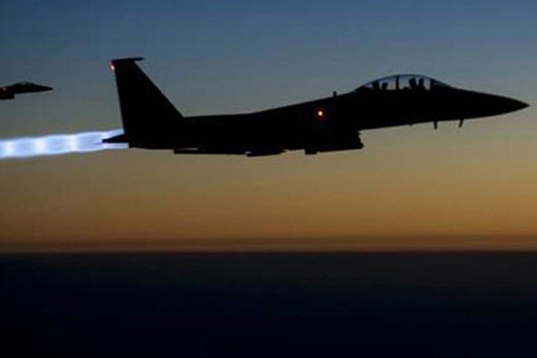 Koalisyon uçakları IŞİD'in hapishanesini vurdu