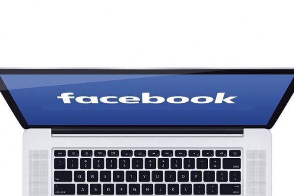 Facebook 2 milyar kullanıcıyla rekor kırdı